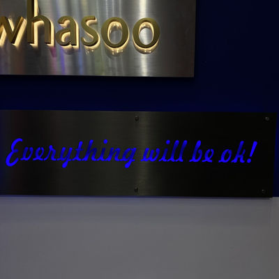 متجر مقهى أدى تسجيل الإضاءة الخلفية الأرجواني الإضاءة CE بنفايات