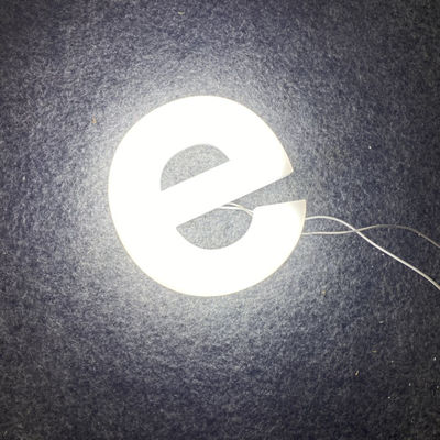 أكريليك ثلاثي الأبعاد في الأماكن المغلقة لافتات حروف تدوم 50000 ساعة