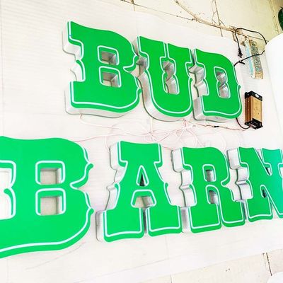 ODM Led 3d الألومنيوم رسائل 10 سنتيمتر الاكريليك الأبجدية ضوء مربع