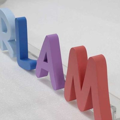 صالون تجميل مفتوح بعلامة أحرف ثلاثية الأبعاد إعلان ليزر مقطوع بشعار معدني سمك 3 سم