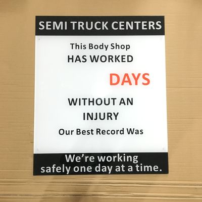 3d الليزر قطع الاكريليك إلكتروني تسجيل الذهب المطلي الحرير فرز اسم المحل