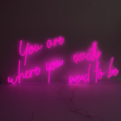 حروف قناة نيون ثلاثية الأبعاد مخصصة من HIGHSPAN مع لوحة أكريليك