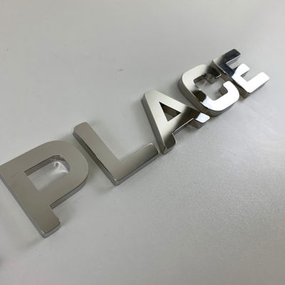 Customzied واجهة المتجر مرآة فضية ثلاثية الأبعاد بإضاءة خلفية بإضاءة أمامية