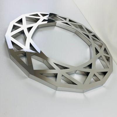 Customzied واجهة المتجر مرآة فضية ثلاثية الأبعاد بإضاءة خلفية بإضاءة أمامية