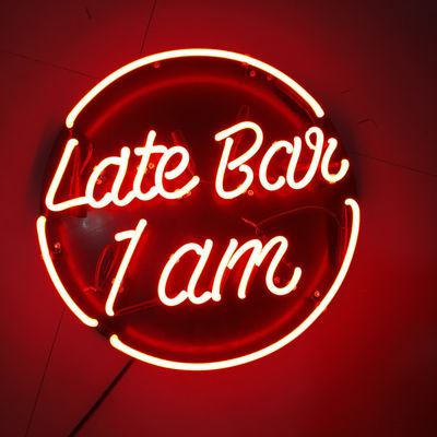 شريط الإعلان مخصص نيون تسجيل ضوء مربع مع لوحة الحائط جبل